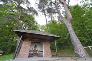 Die Stutzkapelle am Waldrand von Bürgstadt