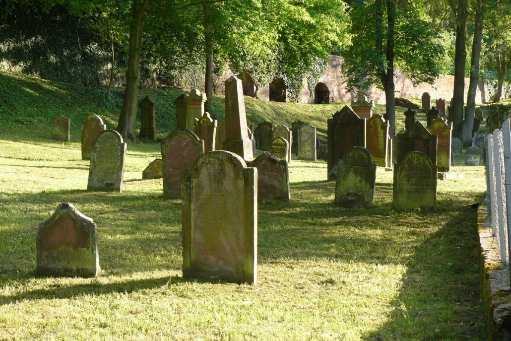 Alter Jüdischer Friedhof in Miltenberg von Osten her gesehen