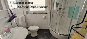 Duschbad im Privatzimmer Fürst in Bürgstadt - Doppelzimmer