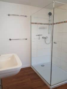 Ferienwohnung Leis Nr. 10 in Bürgstadt - Dusche im Badezimmer