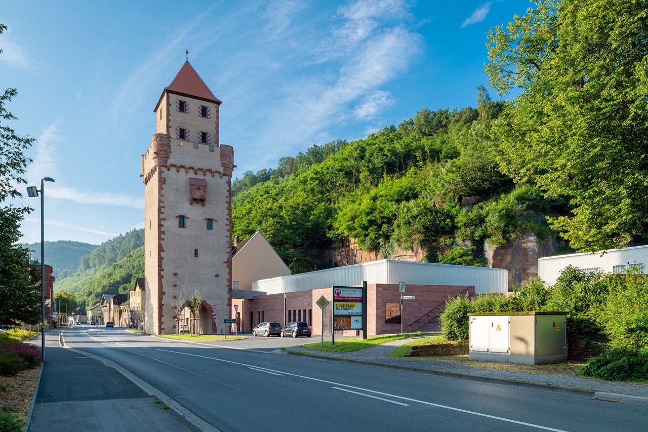 Mainzer Tor und Museumsdepot am westlichen Stadteingang von Miltenberg