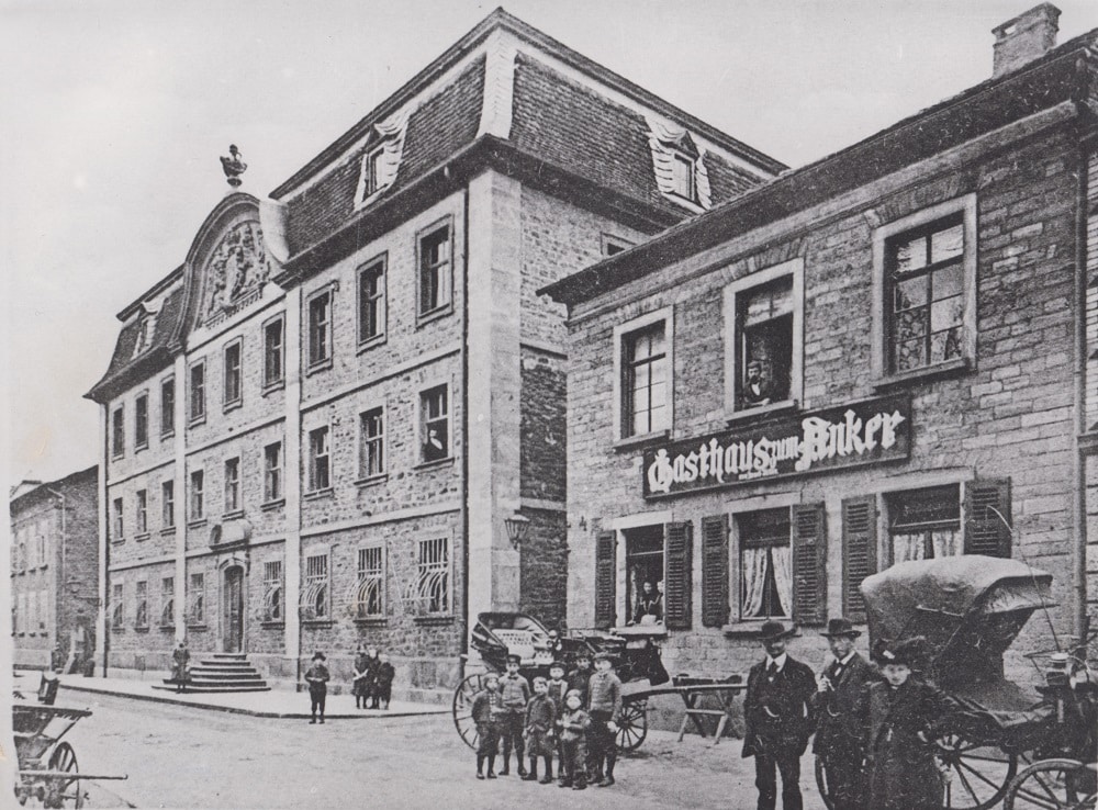 Amtsgericht Miltenberg mit Gasthof Anker in der ersten Hälfte des 20. Jahrhunderts