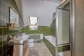 Badezimmer im Doppelzimmer der Familie Jachtschütz in Miltenberg