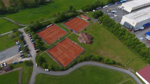 Luftbild der Tennisplätze von Bürgstadt