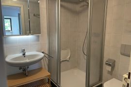 Badezimmer in der Ferienwohnung Terrassenglück in Miltenberg