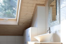 Ferienwohnung Neuberger in Bürgstadt - Waschtisch im Badezimmer