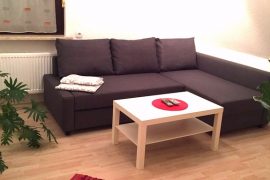 Sofalandschaft im Wohnzimmer der Ferienwohnung Dörr in Bürgstadt