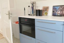 Ofen der Küche in der Ferienwohnung Forsthaus in Miltenberg