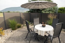 Terrasse der Ferienwohnung von Karin Gehrig in Kleinheubach