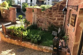 Vorgärtchen der Ferienwohnung Mauersegler in Miltenberg