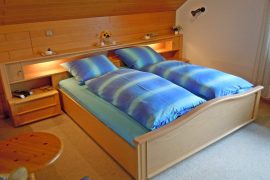 Ferienwohnung Oehmann - Das Bett im Doppelzimmer 1