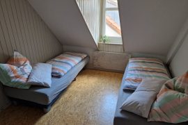 Zweibettzimmer in der Ferienwohnung 9. Riese in Miltenberg