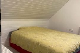 Einzelbett in der Ferienwohnung Liane Schneider in Miltenberg
