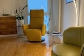 Sessel und Loungesessel in der Ferienwohnung Liane Schneider in Miltenberg