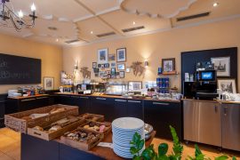 Frühstücksbuffet im Flair Hotel Hopfengarten in Miltenberg
