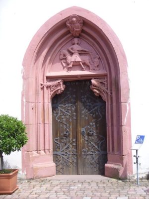 Hauptportal der Martinskapelle in Bürgstadt